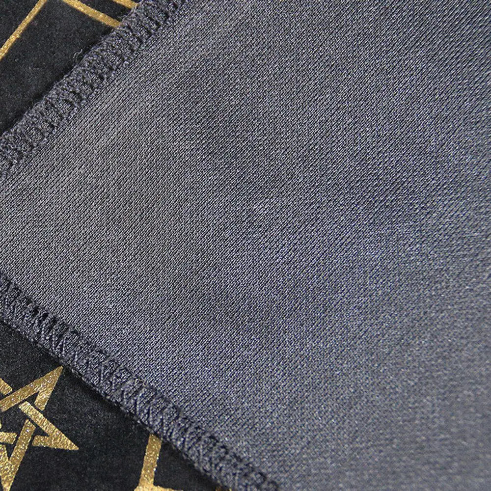 Nappe de Tarot en Velours – Pentagramme doré & Autel de sorcière