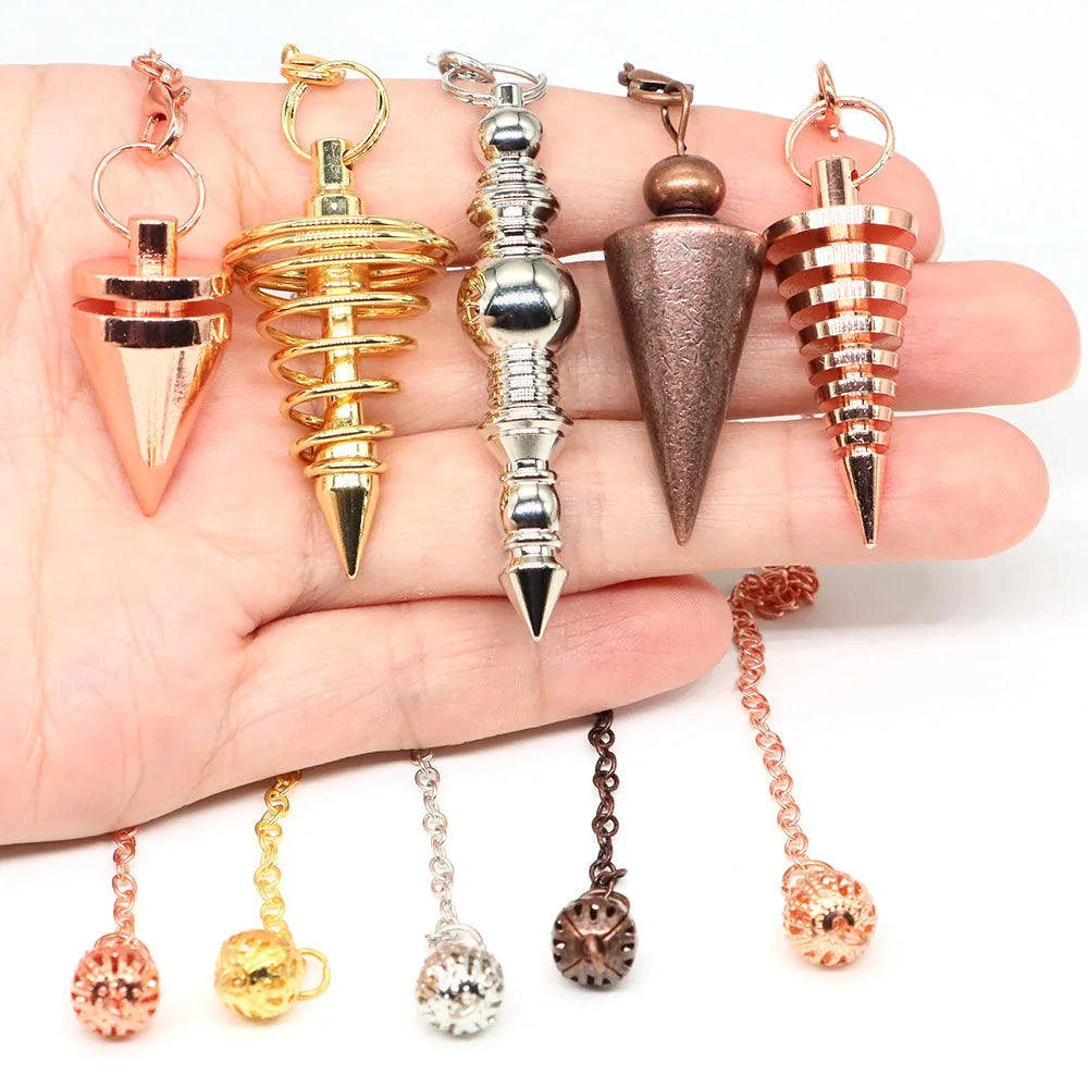 Pendule en métal doré – Radiesthésie & Divination
